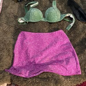 Pink shirt to swim suit with or with out pink or green top